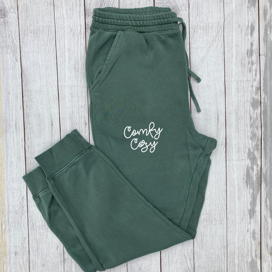 Garment Dye joggers, "comfy cozy" in fun script font- slummin, joggers, sweats, sweatpants, comfy, cozy, winter, casual, athleisure, motherhood, comfy kid